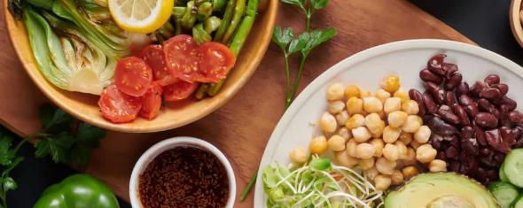 Aliments d’origine végétale sains ou malsains et cancer du sein