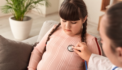 Fillette en surpoids